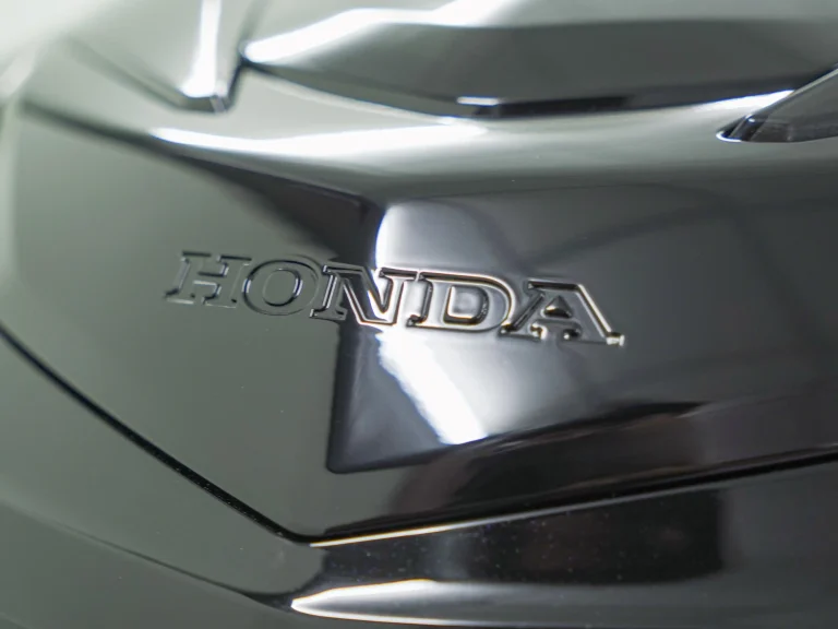 Honda sh y 150i sport edition giam soc 10 trieu hung phat motor 10