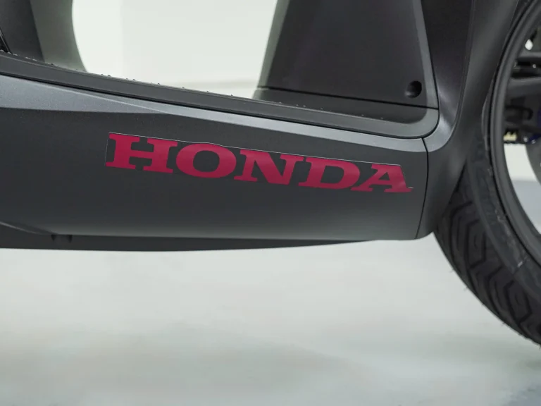 Honda sh y 150i sport edition giam soc 10 trieu hung phat motor 12