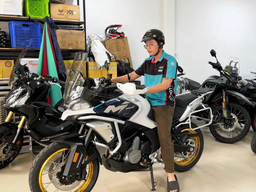 Cfmoto 700mt hung phat motor tong quan 1