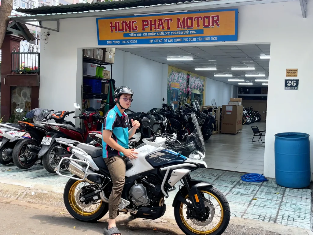 Gia ban cfmoto 700mt hung phat motor 1