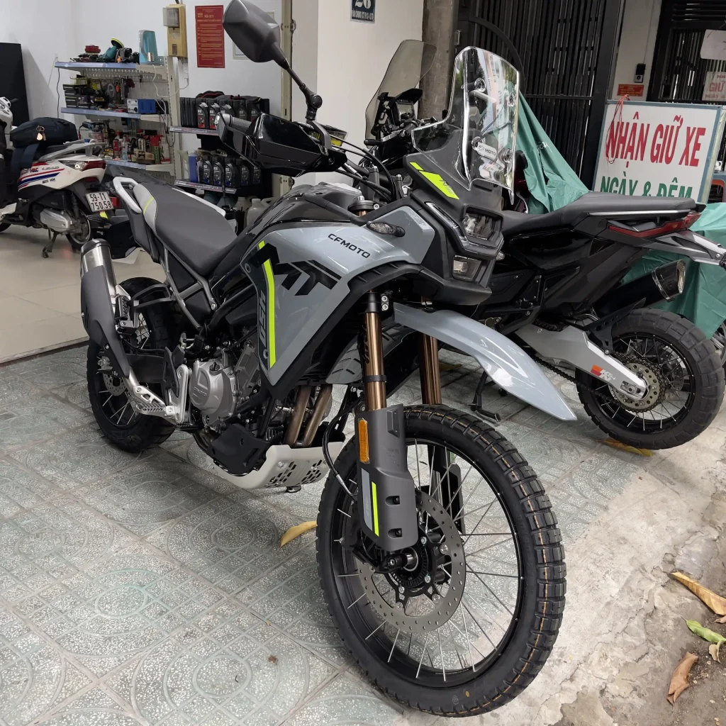 Giao cfmoto 450mt cho khach ben tre hung phat motor 4