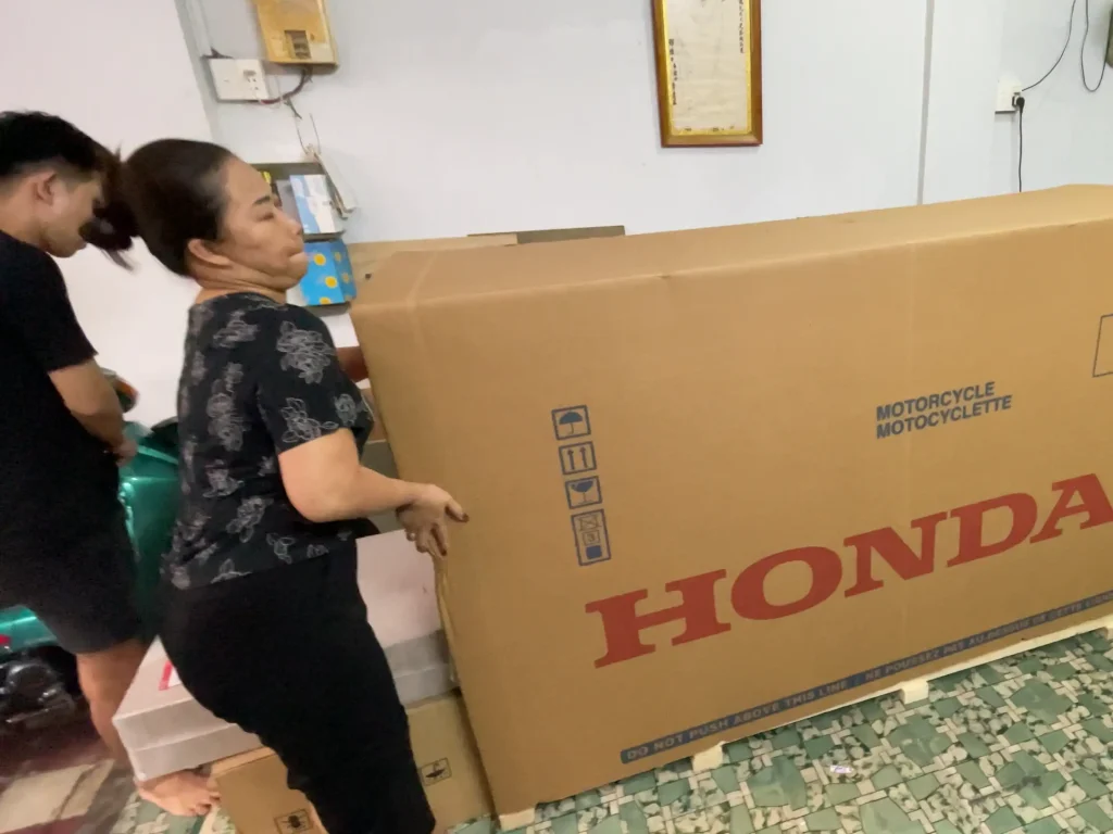Giao sh y 150i vetro quan 5 hung phat motor 2