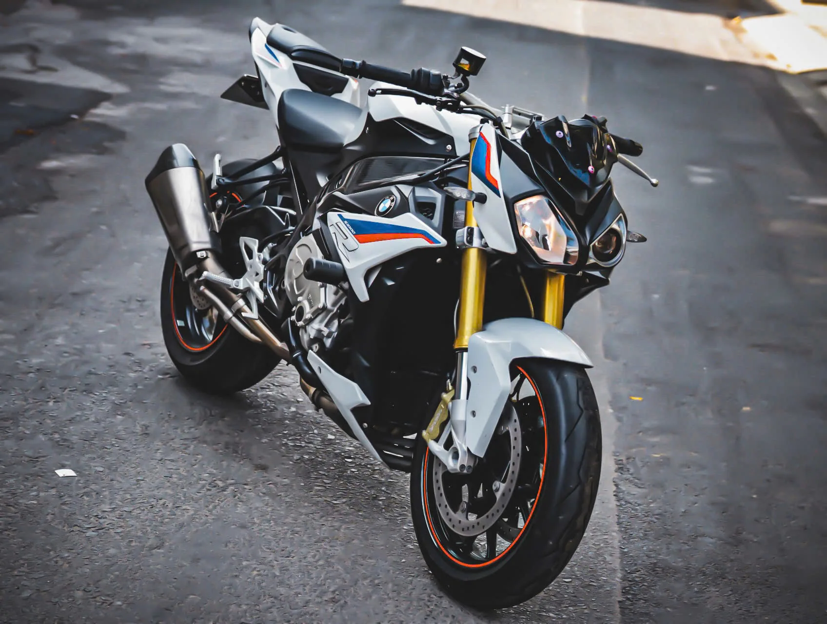 Xe bmw s1000r hp 2018 hung phat motor 1