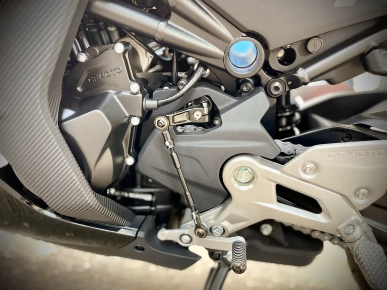 Xe cfmoto 450sr ra mat hung phat motor 14