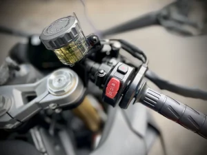 Xe cfmoto 450sr ra mat hung phat motor 8