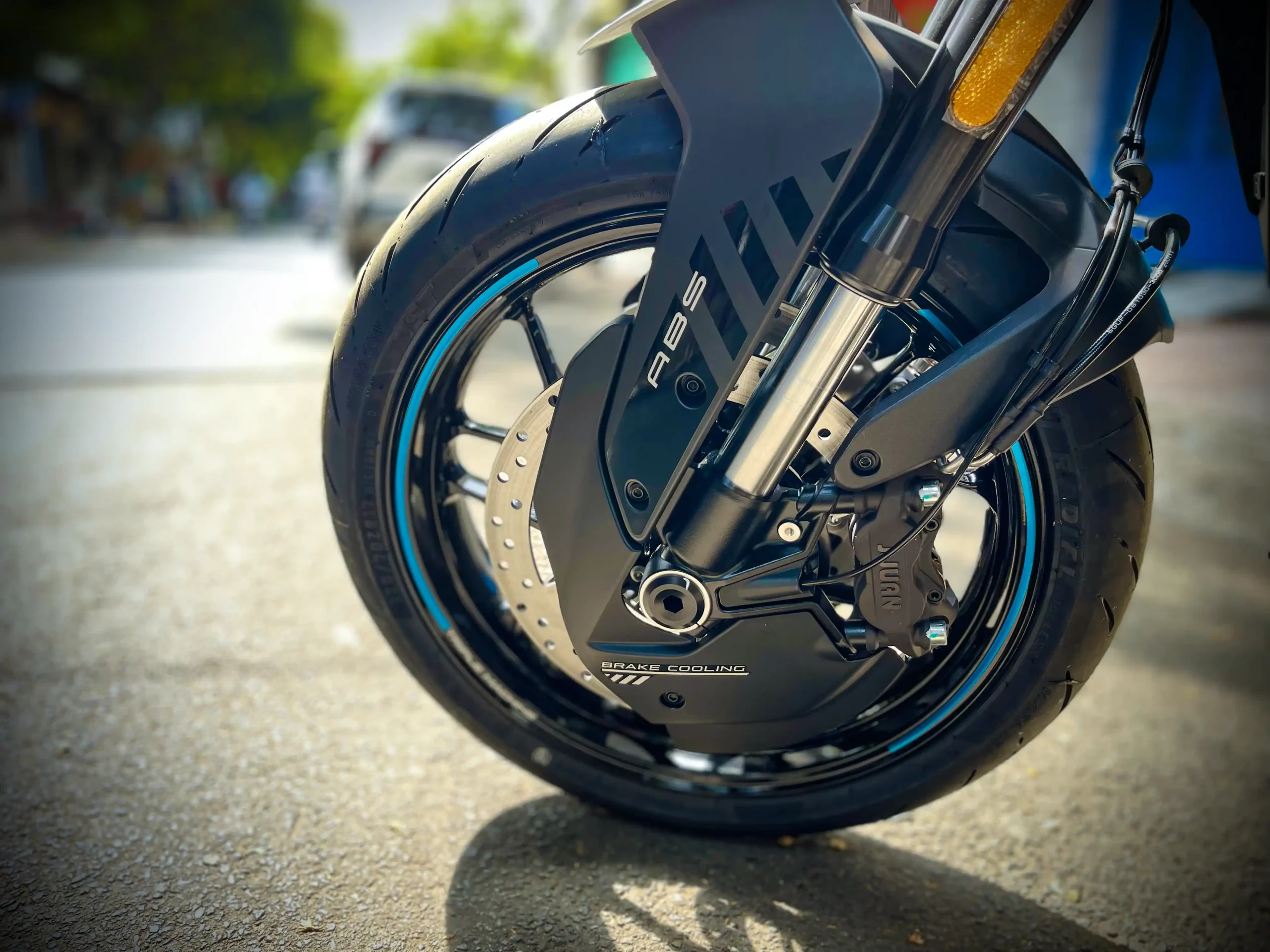 Xe cfmoto 675nk ra mat hung phat motor 14