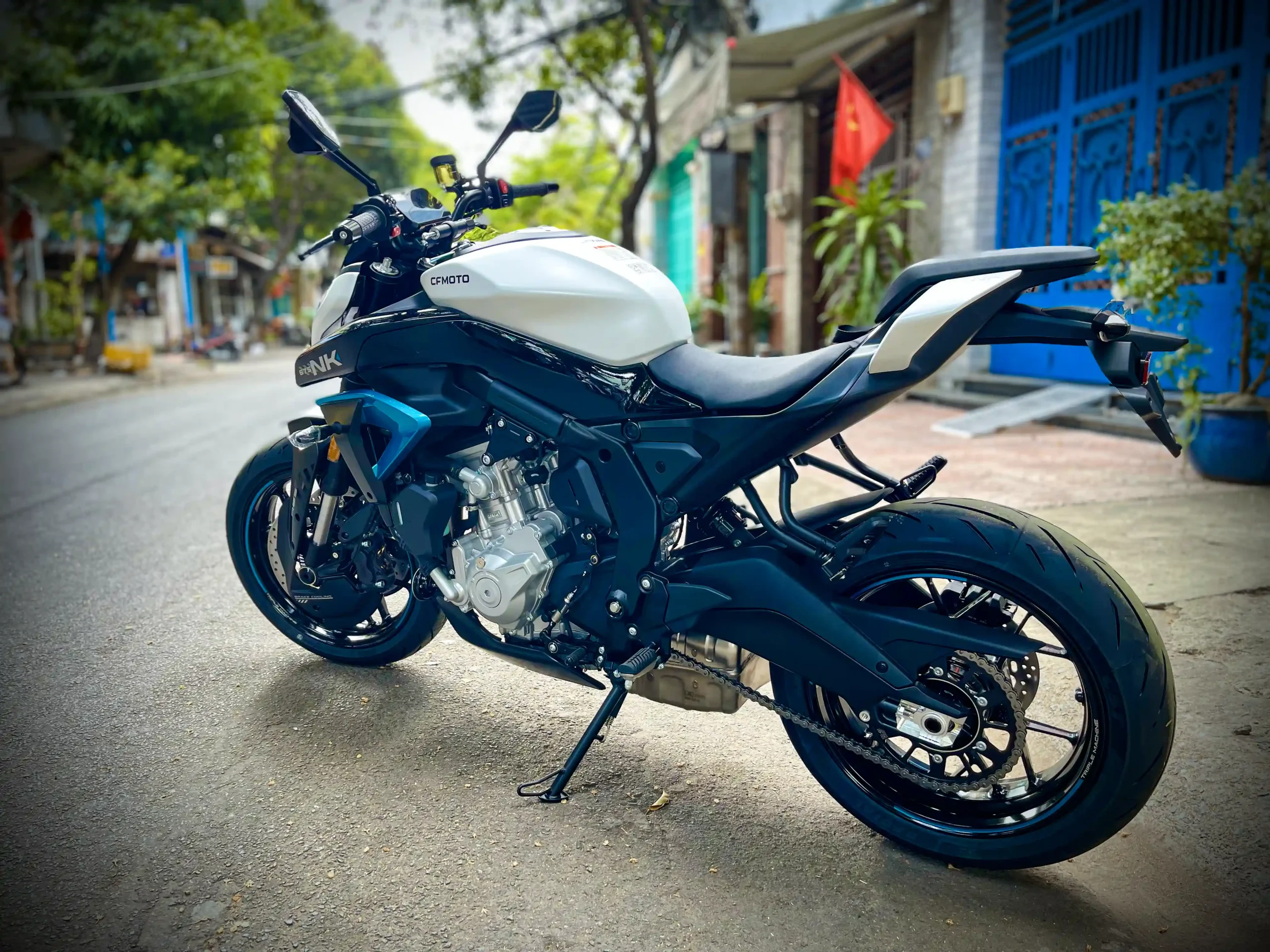 Xe cfmoto 675nk ra mat hung phat motor 24