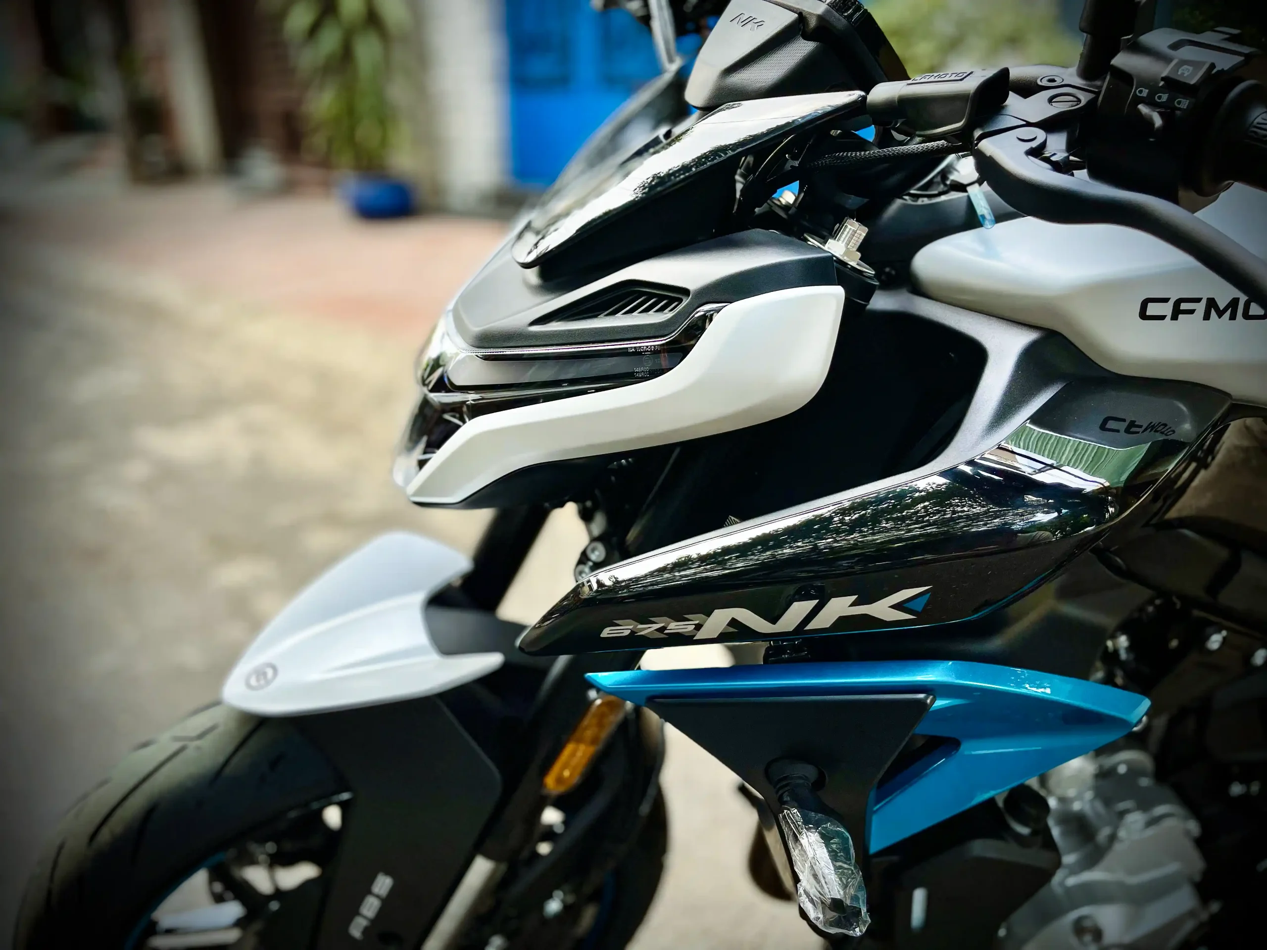 Xe cfmoto 675nk ra mat hung phat motor 5