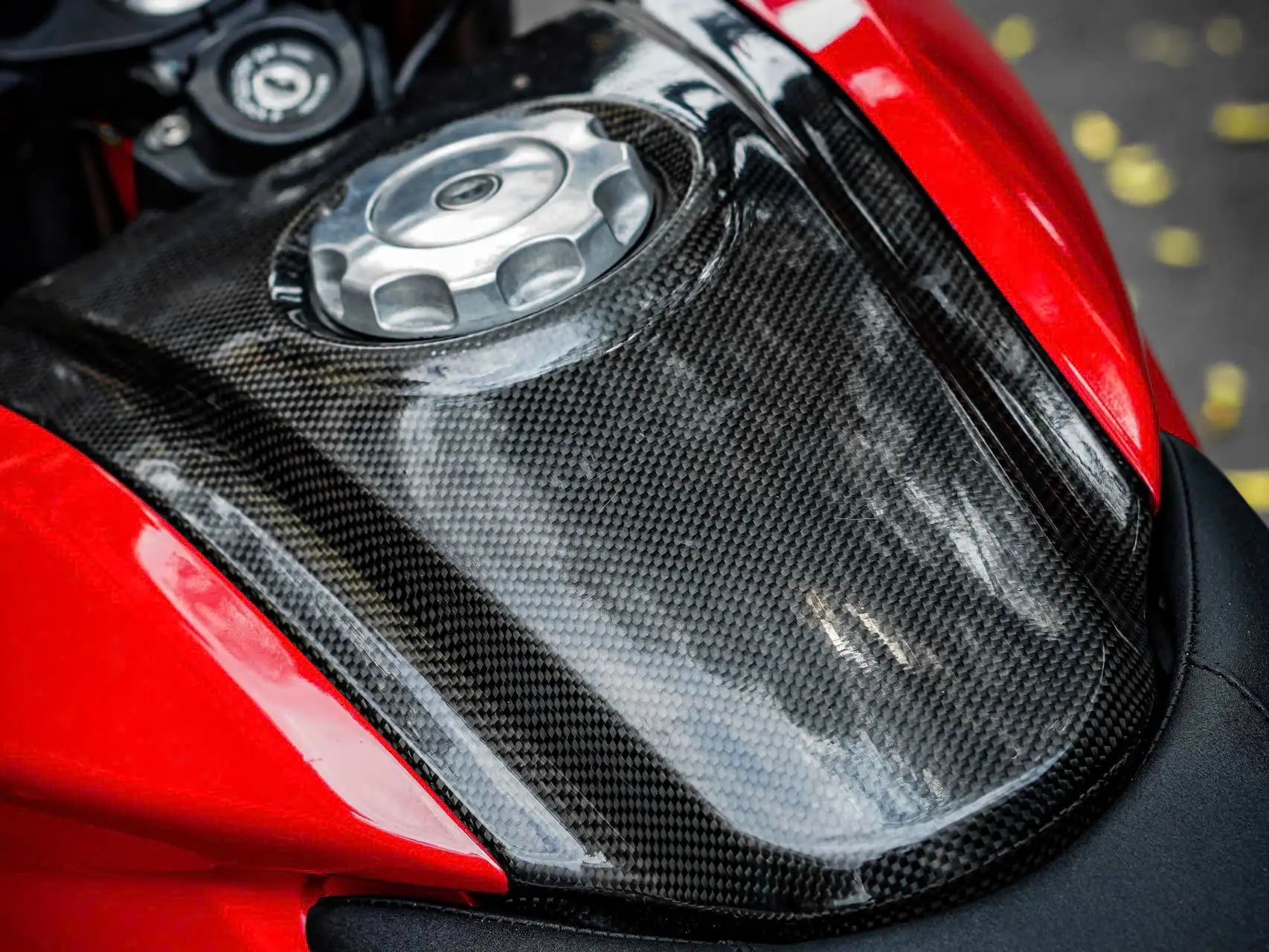 Xe ducati hypermotard 939 hung phat motor 8