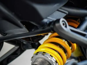 Xe ducati monster 821 stealth hung phat motor 21