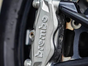 Xe ducati monster 821 stealth hung phat motor 5