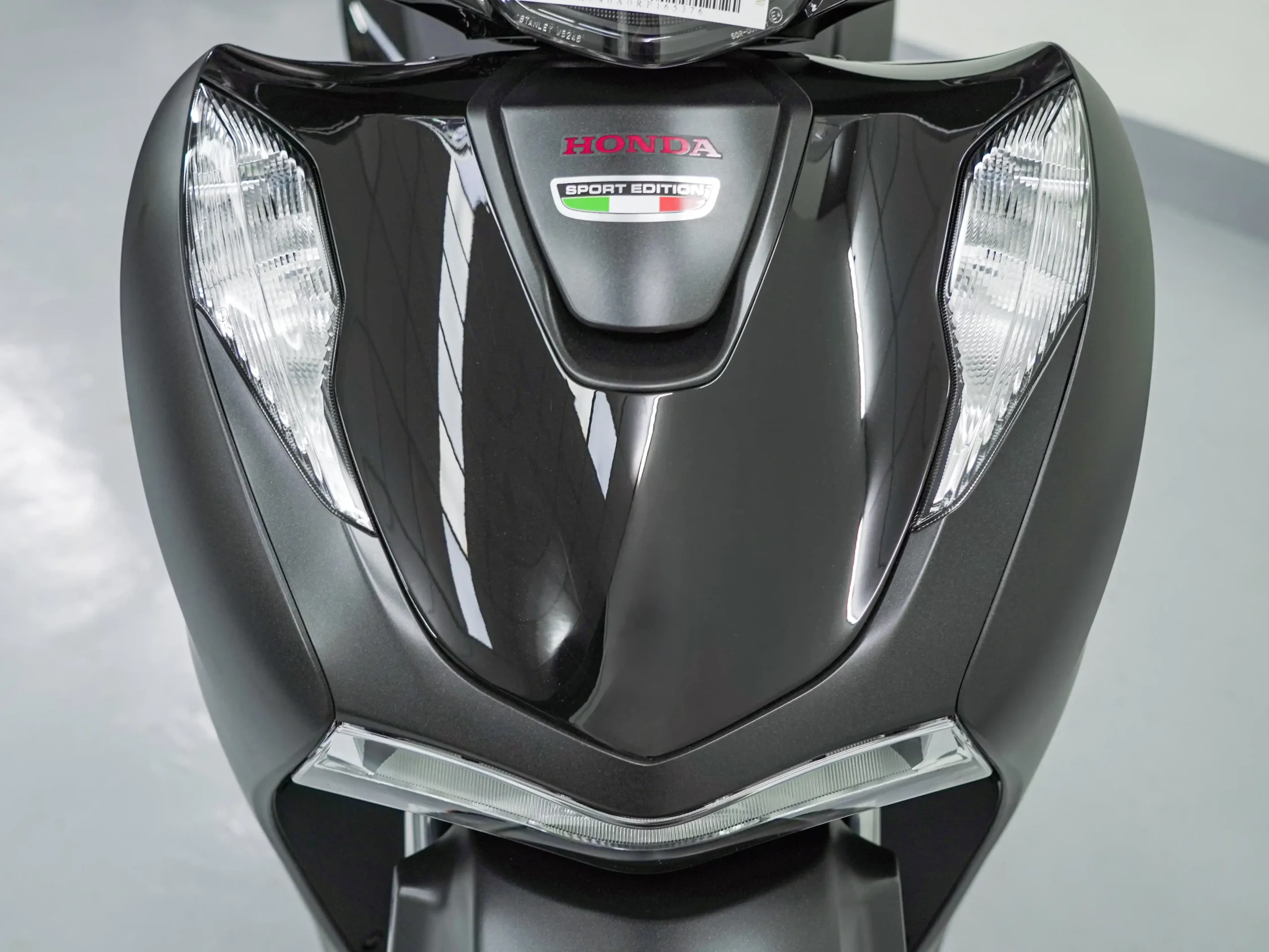 Xe honda sh y sport edition 2025 den mo hung phat motor 7