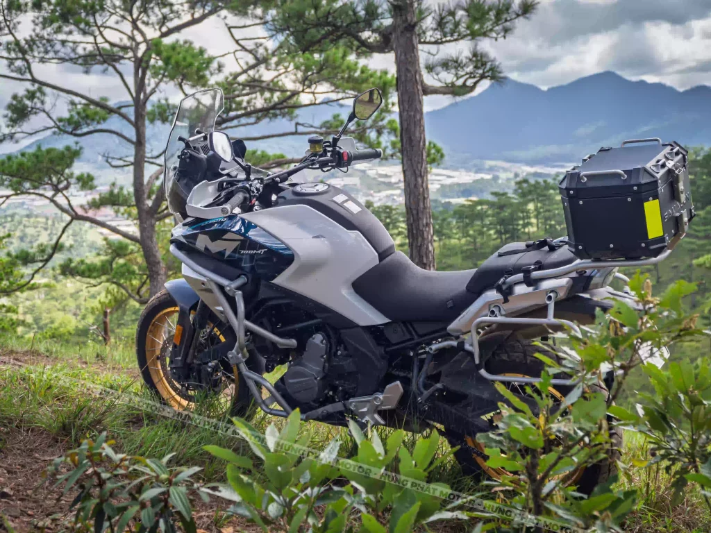 Cfmoto 700mt adventure viet nam 17