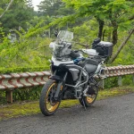 CFMoto 700MT màu xanh đậm với thùng sau touring chuyên dụng