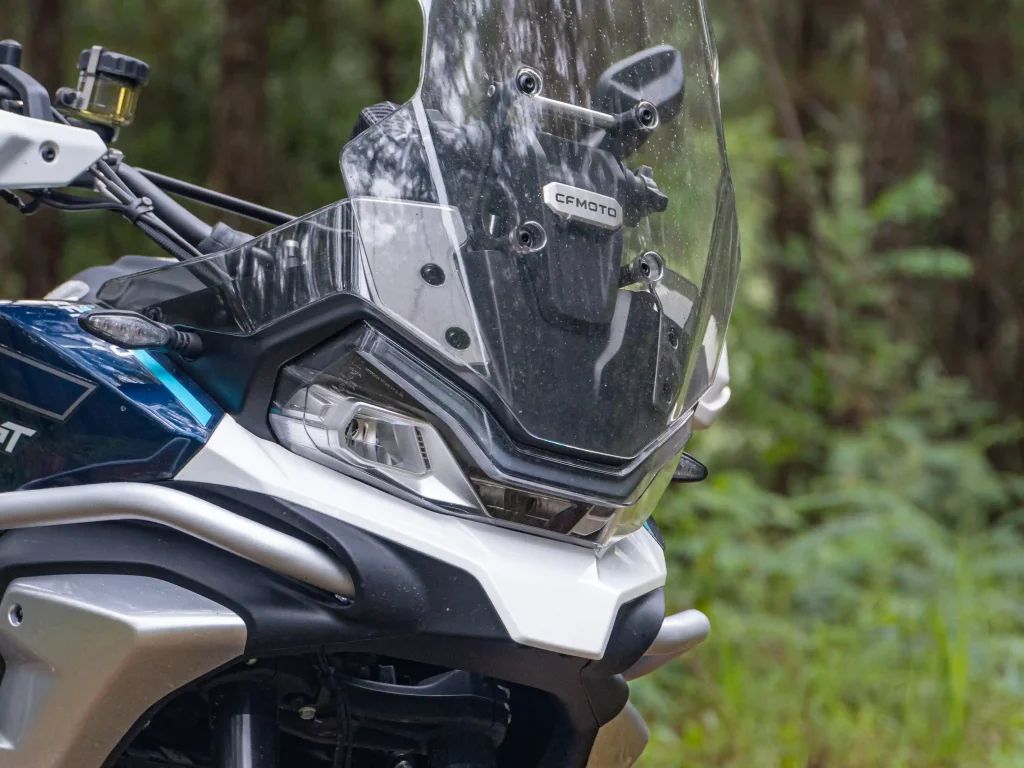 Giao xe cfmoto 700mt ve bao loc hung phat motor 7