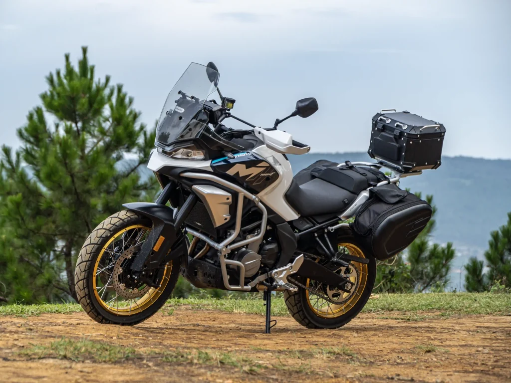 Trai nghiem thuc te cfmoto 700mt tren da lat hung phat motor 8