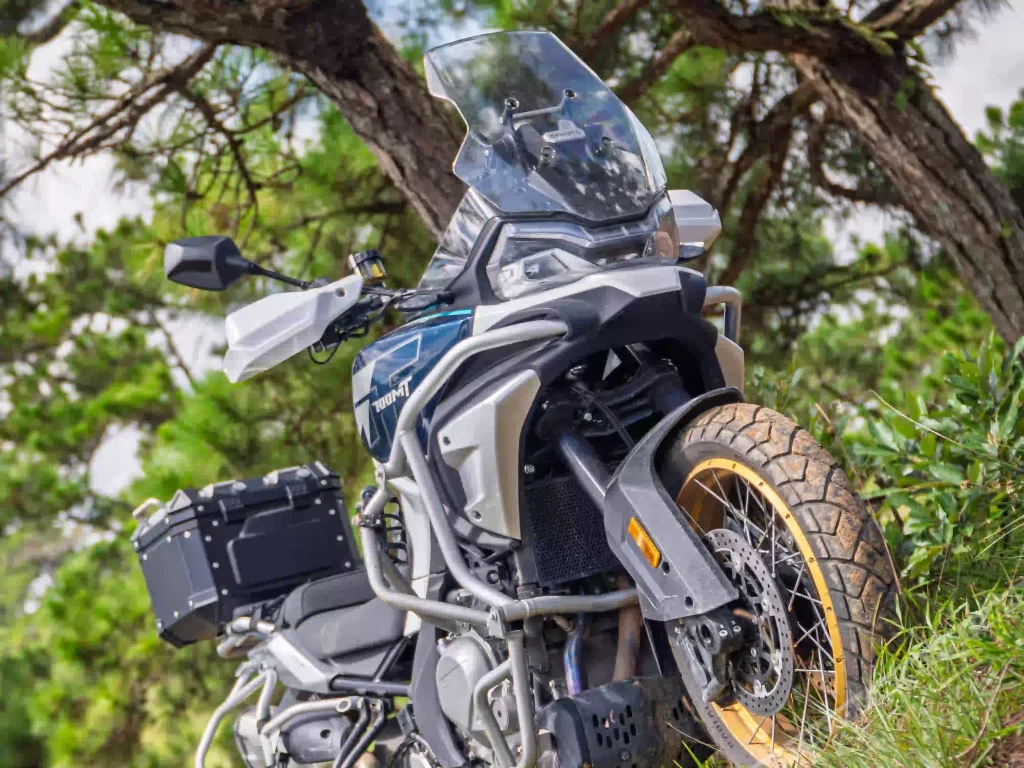 Xe cfmoto 700mt tai thung lung suong 12