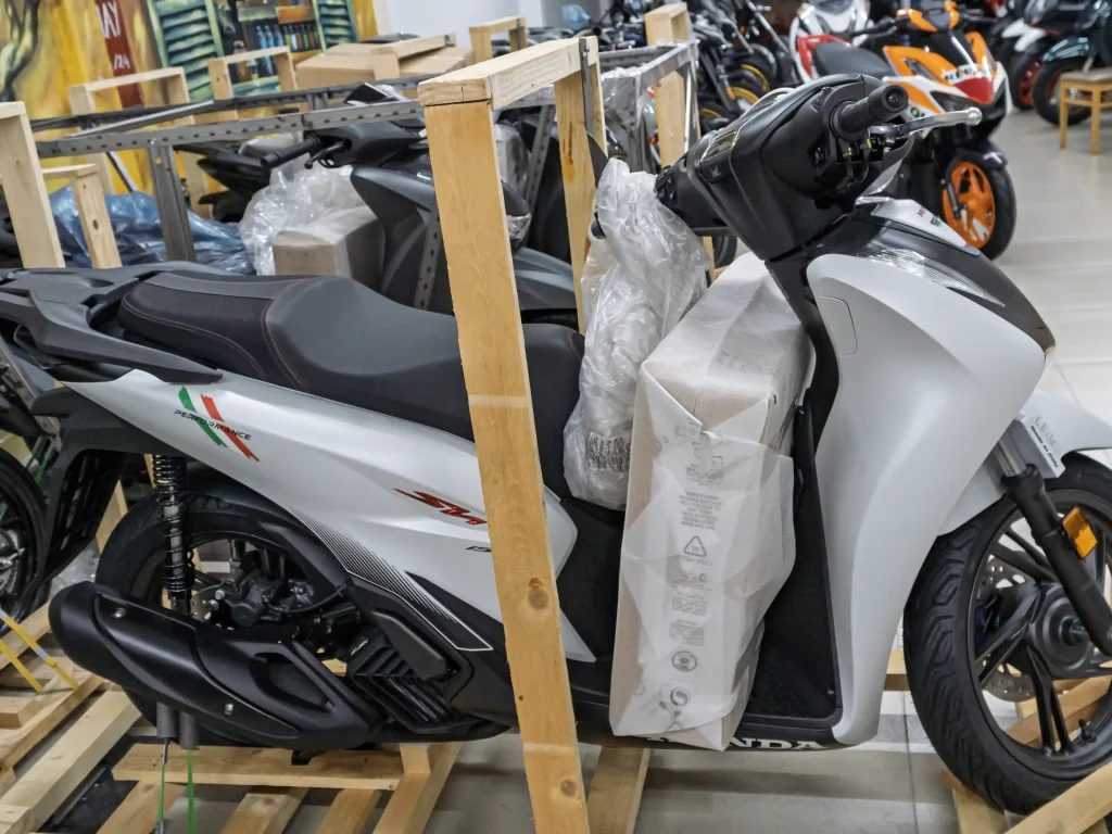 Xe honda sh y 150i 2025 hung phat motor 1